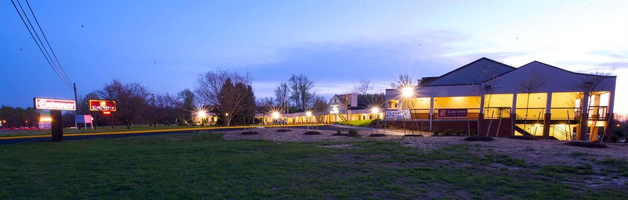 Executive Inn & Suites Upper Marlboro Exterior foto